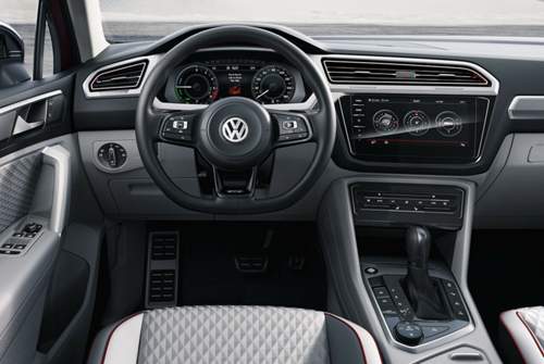 9,2-Zoll-Touchscreen, Gestenerkennung und ein virtuelles Cockpit: So könnte es im gelifteten VW Golf aussehen