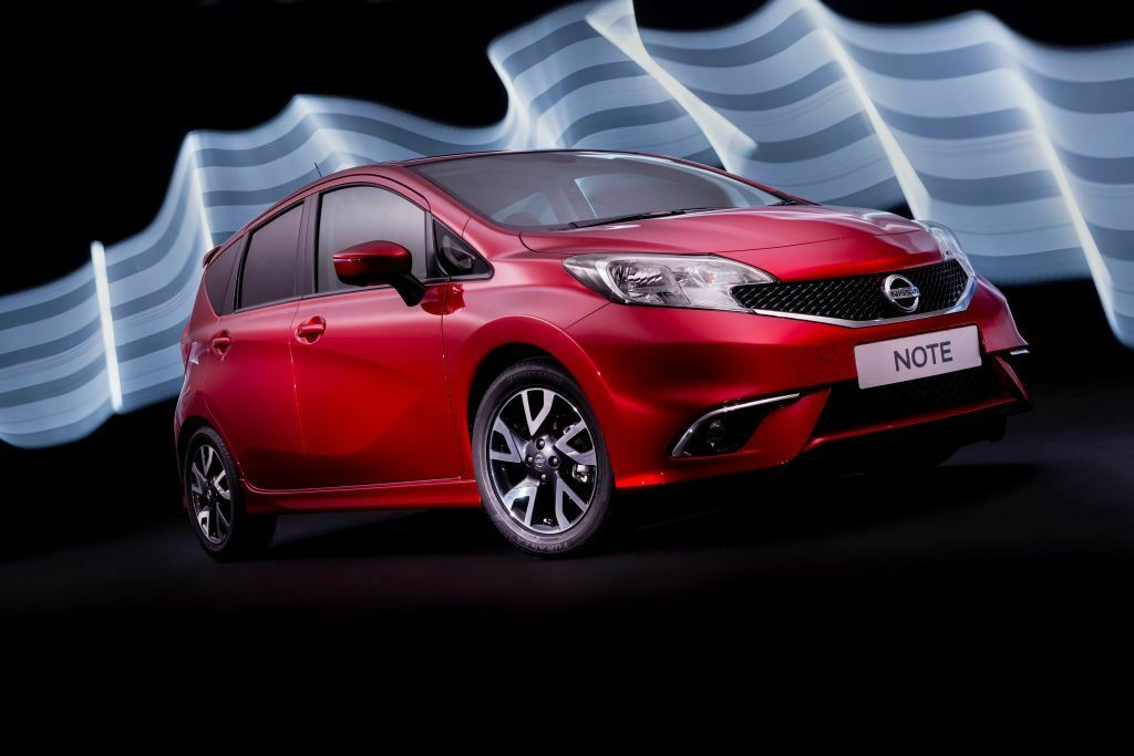 Der neue Nissan Note hat viele Knicke im Blech.