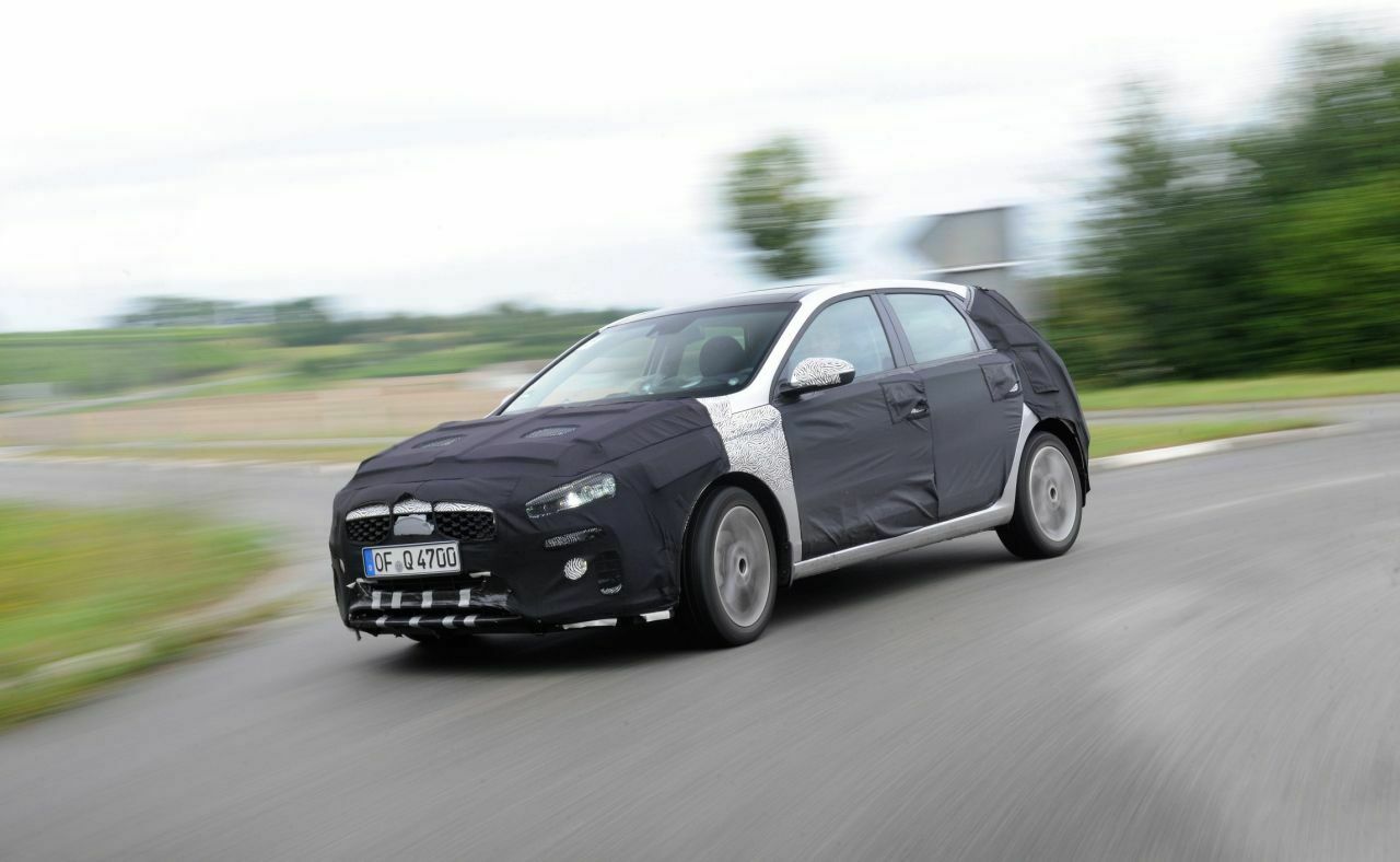 Diese Erlkönig-Bilder vom neuen i30 hat Hyundai selbst publiziert
