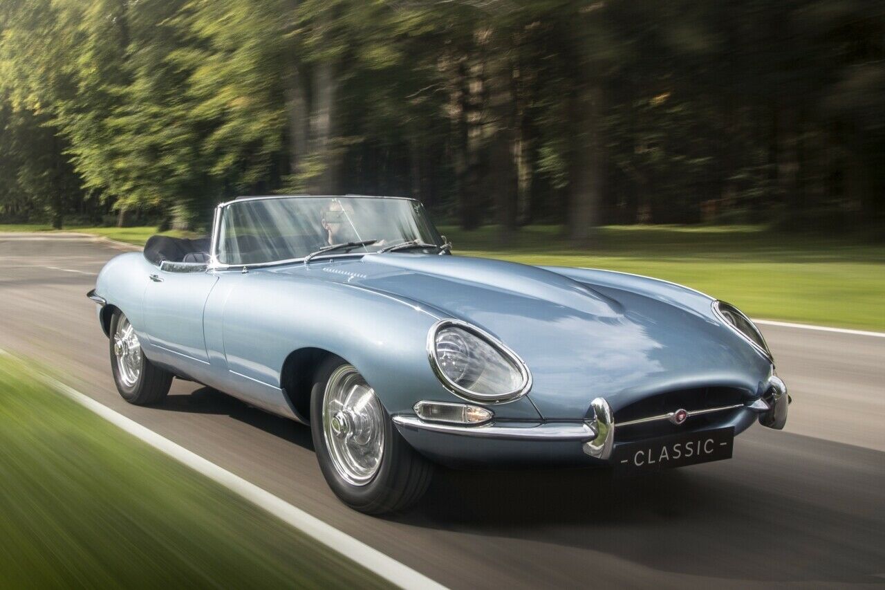 Auch den Jaguar E-Type gibt es in einer elektrifizierten Variante, Jaguar Classic selbst hat ihn gebaut