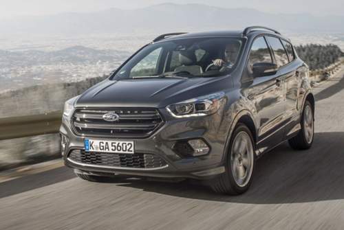 Optisch erkennt man den Facelift-Kuga auf den ersten Blick - der neue Kühlergrill ist deutlich präsenter