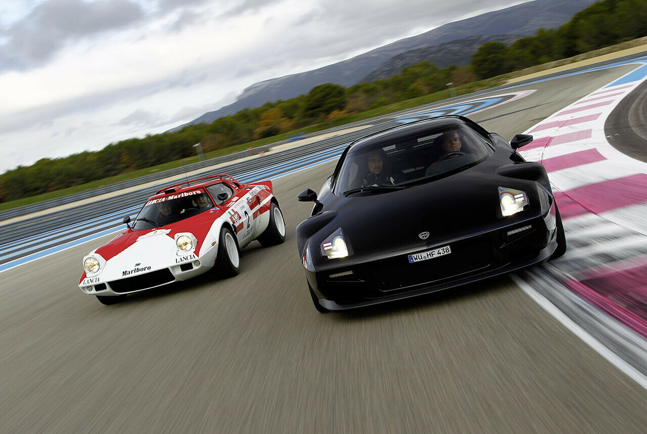 Das Design des New Stratos orientiert sich nah an der originalen Rallye-Legende Lancia Stratos