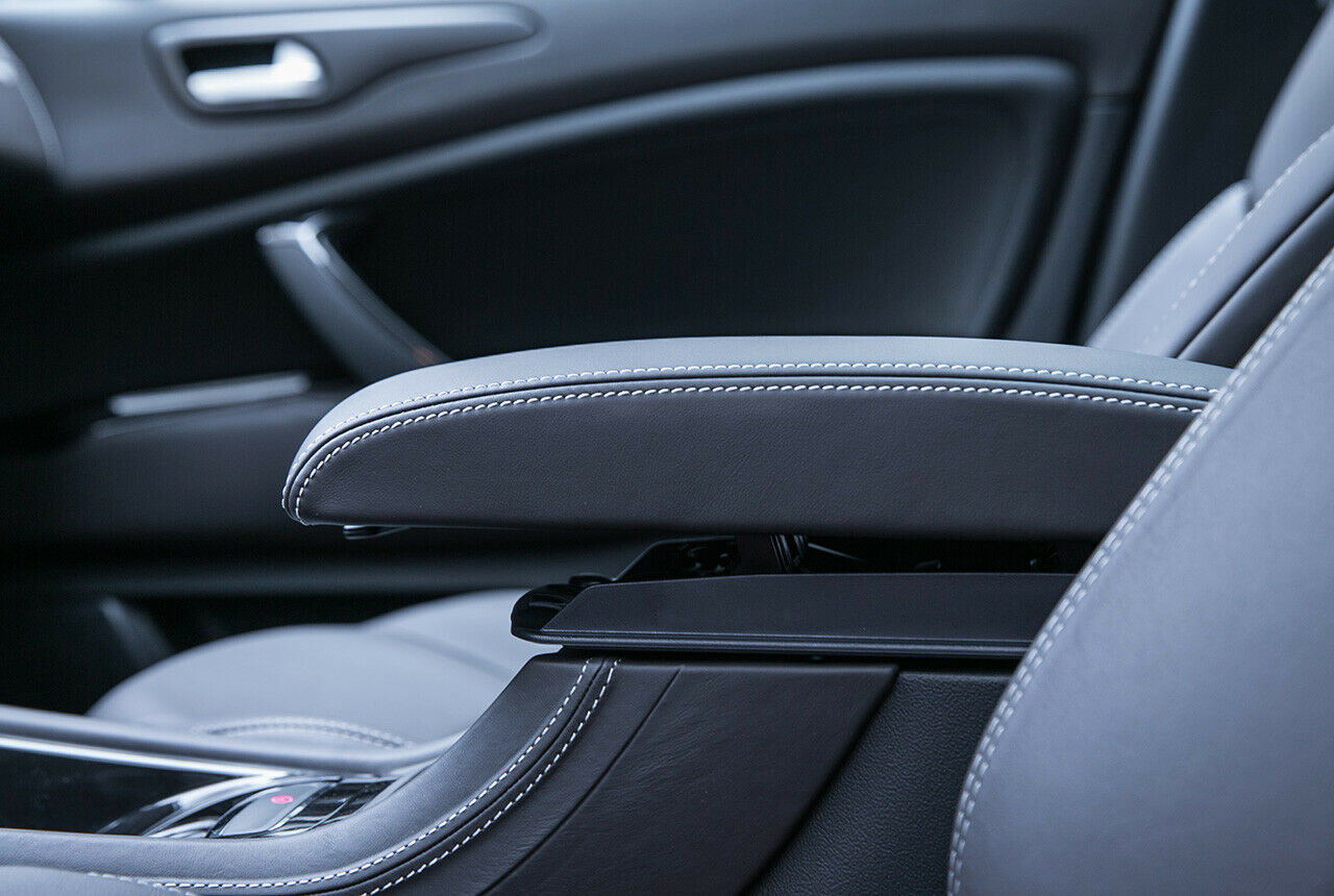 Mittelarmlehne im Lederlook: Citroën C5 Tourer