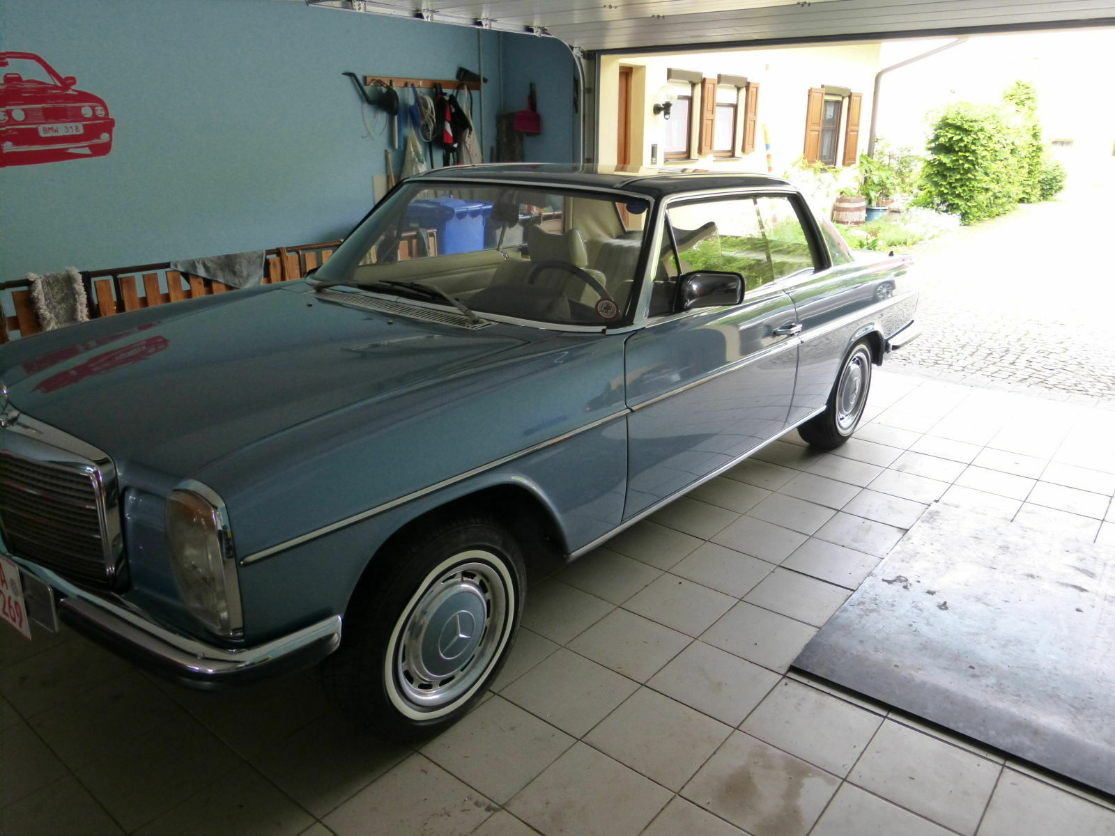 Der letzte der "Drei Gleichen", der Weiße 250 CE, Bj. 1970 Serie 1