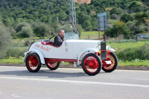 Der Loryc kann bis zu 65 km/h schnell fahren