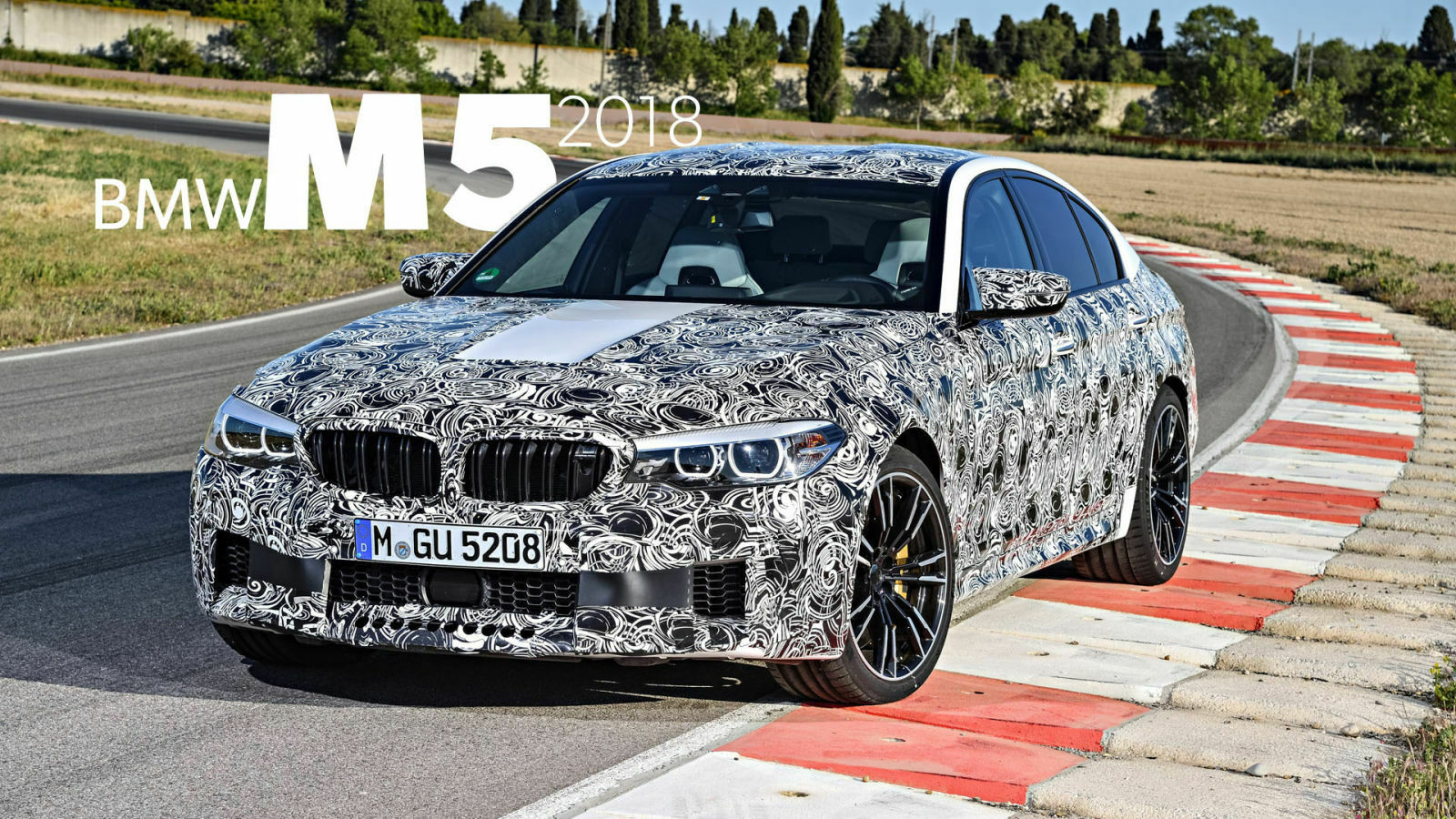 BMW M5 erste Fahrt im Prototyp: Die M GmbH hat die Tore zur BMW-Teststrecke in Miramas geöffnet, denn der neue M5 muss erklärt werden