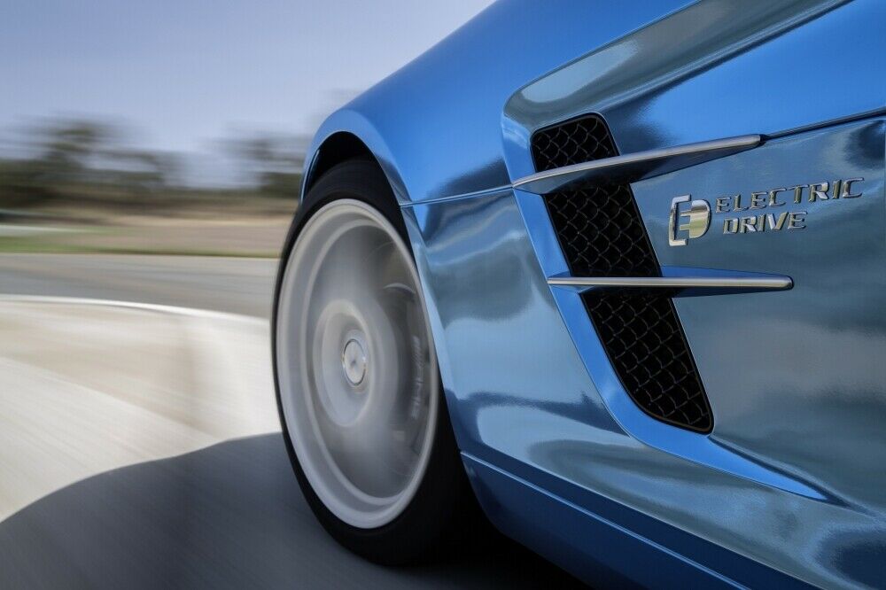 Schnell, leise und blau: SLS ED