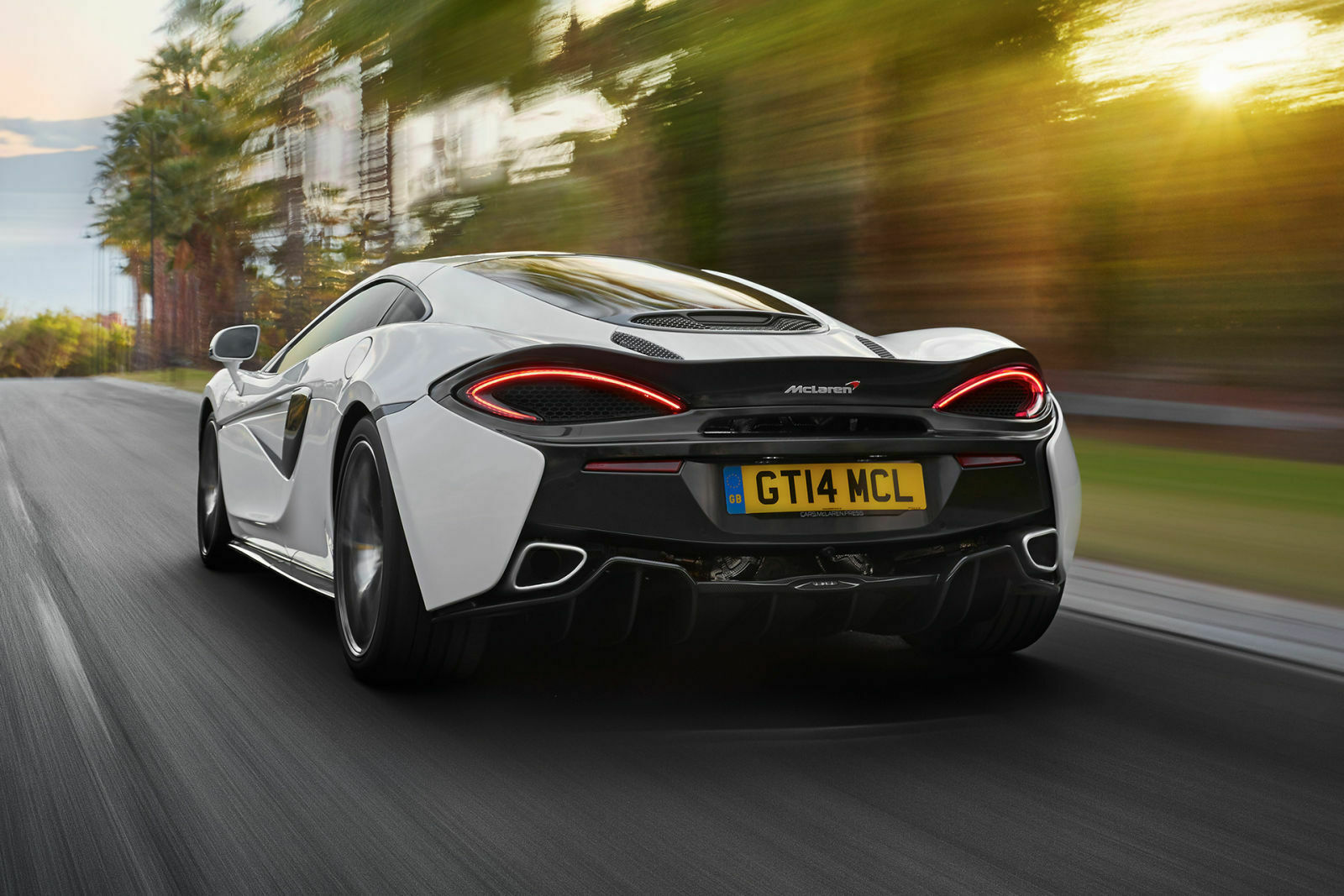 Die Schokoladenseite des McLaren 570GT ist das Heck