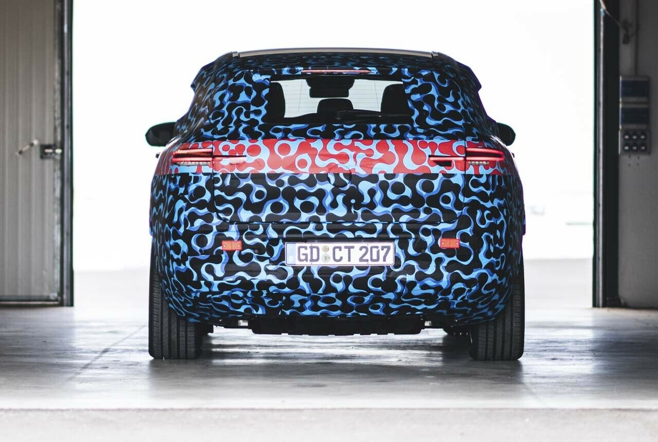 Mercedes EQC Prototyp: Heckansicht
