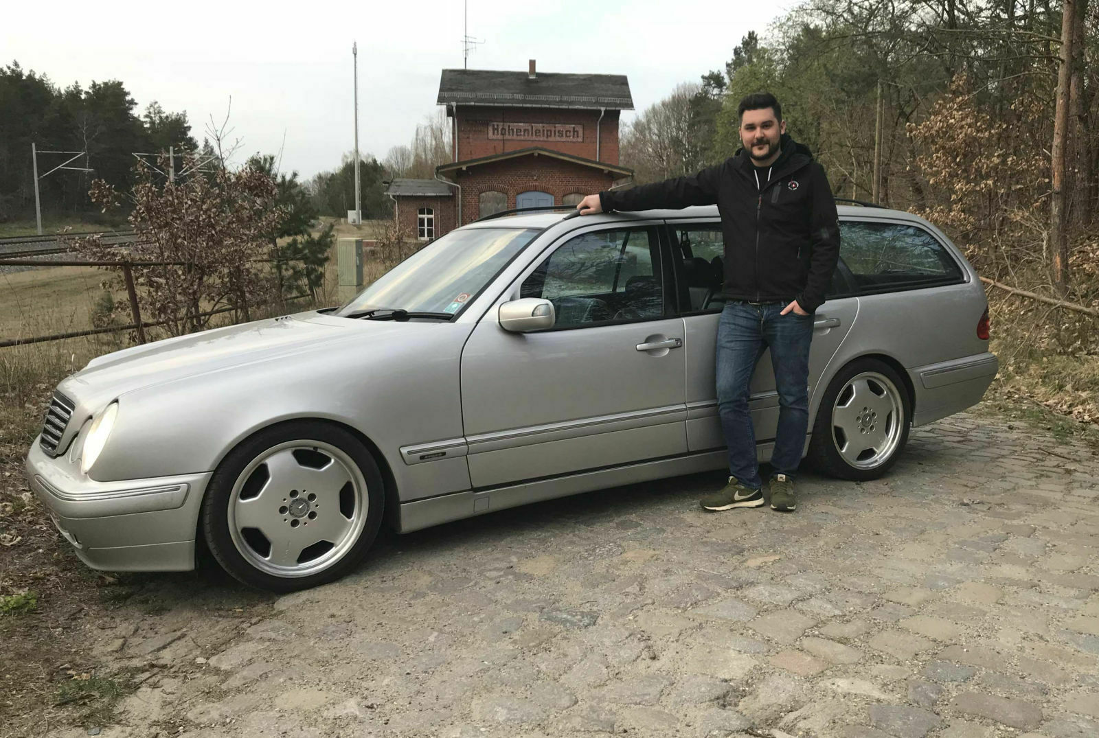 Alexander Schmidt sollte den 270 CDI für seinen Vater verkaufen, konnte sich aber nicht von dem Wagen trennen