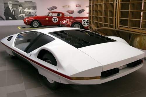 Für den 512 S Modula erhielten Ferrari und Pininfarina in den 1970er-Jahren insgesamt 22 Design-Auszeichnungen