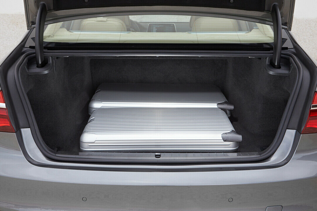 Das Kofferraumvolumen im BMW 7er (G11) beträgt 515 Liter