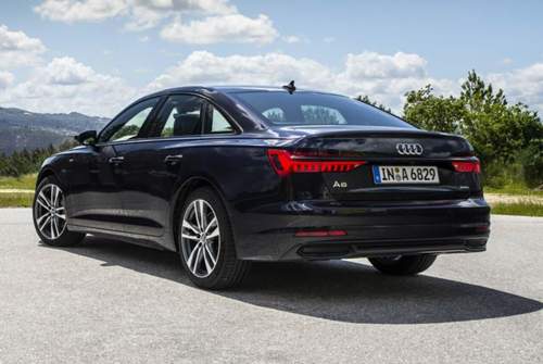 Sichtbare Auspuff-Endrohre wird es erst bei den Sportversionen S6 und RS6 geben