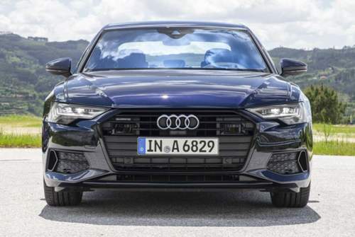 Neues A6-Gesicht: Größerer Grill, kantige Scheinwerfer