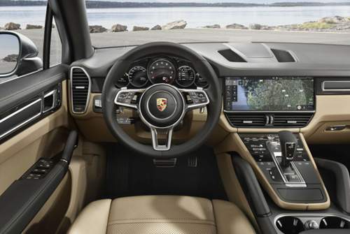 Nah am Panamera: Das Cockpit des neuen Porsche Cayenne