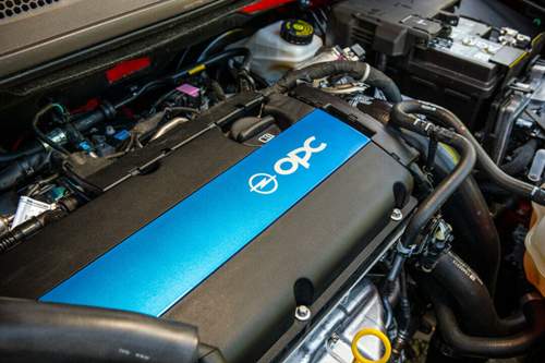 Der Motor stammt aus dem Vorgänger: Im OPC-Corsa arbeitet ein Saugrohreinspritzer