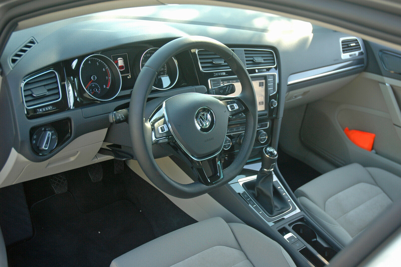 Wohnliches Interieur im Golf 7