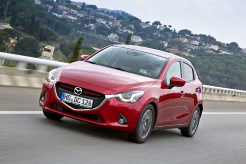 Mit 4,06 Metern Außenlänge sprengt der Mazda2 die Viermeter-Grenze