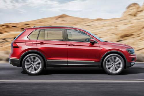 VW Tiguan 2 in der Offroad-Version: Der Böschungswinkel vorn steigt auf 25,6 Grad