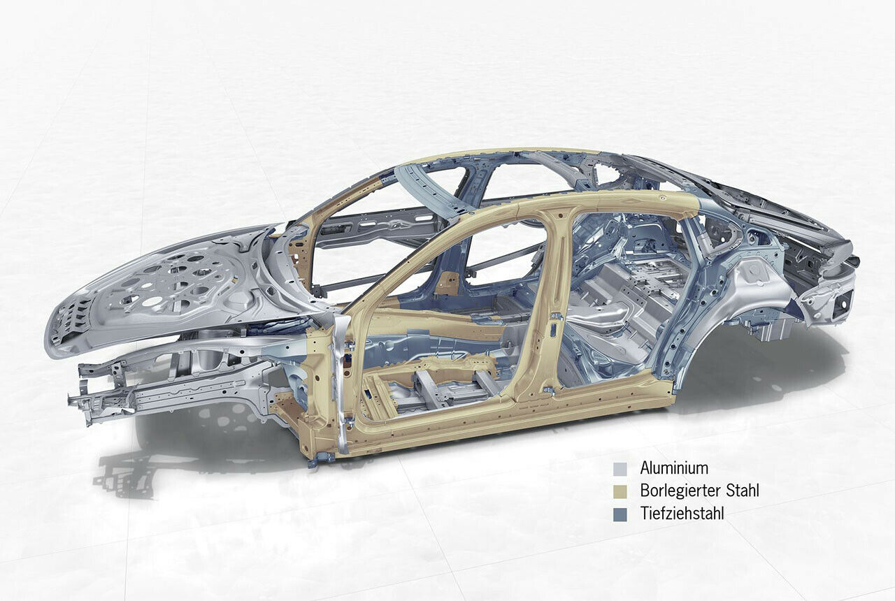An der Karosseriestruktur spart Porsche zwar durch einen intelligenten Materialmix Gewicht, insgesamt legt der Panamera trotzdem zu