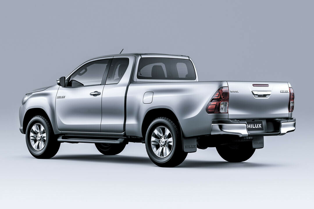 Toyota Hilux: Extra Cab