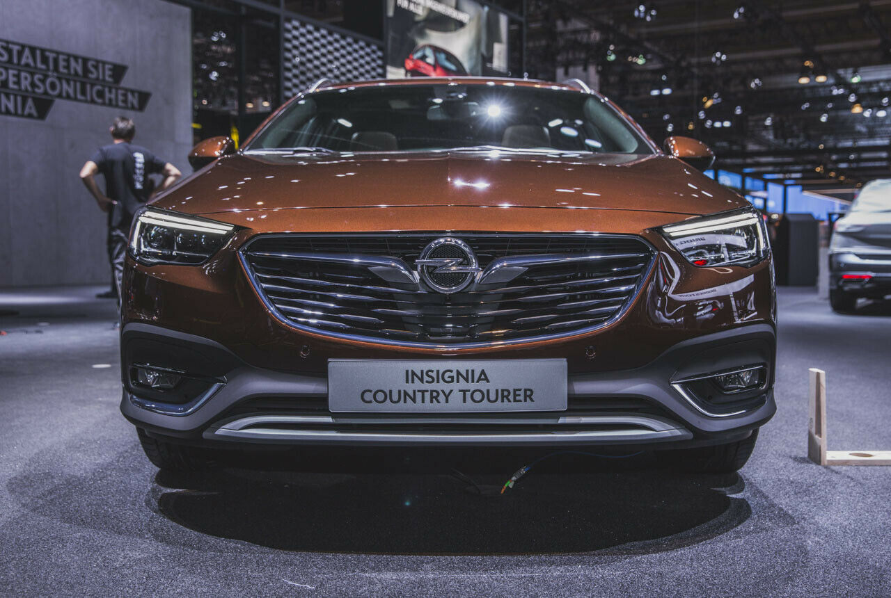 Opel legt den Insignia Country Tourer um zwei Zentimeter höher