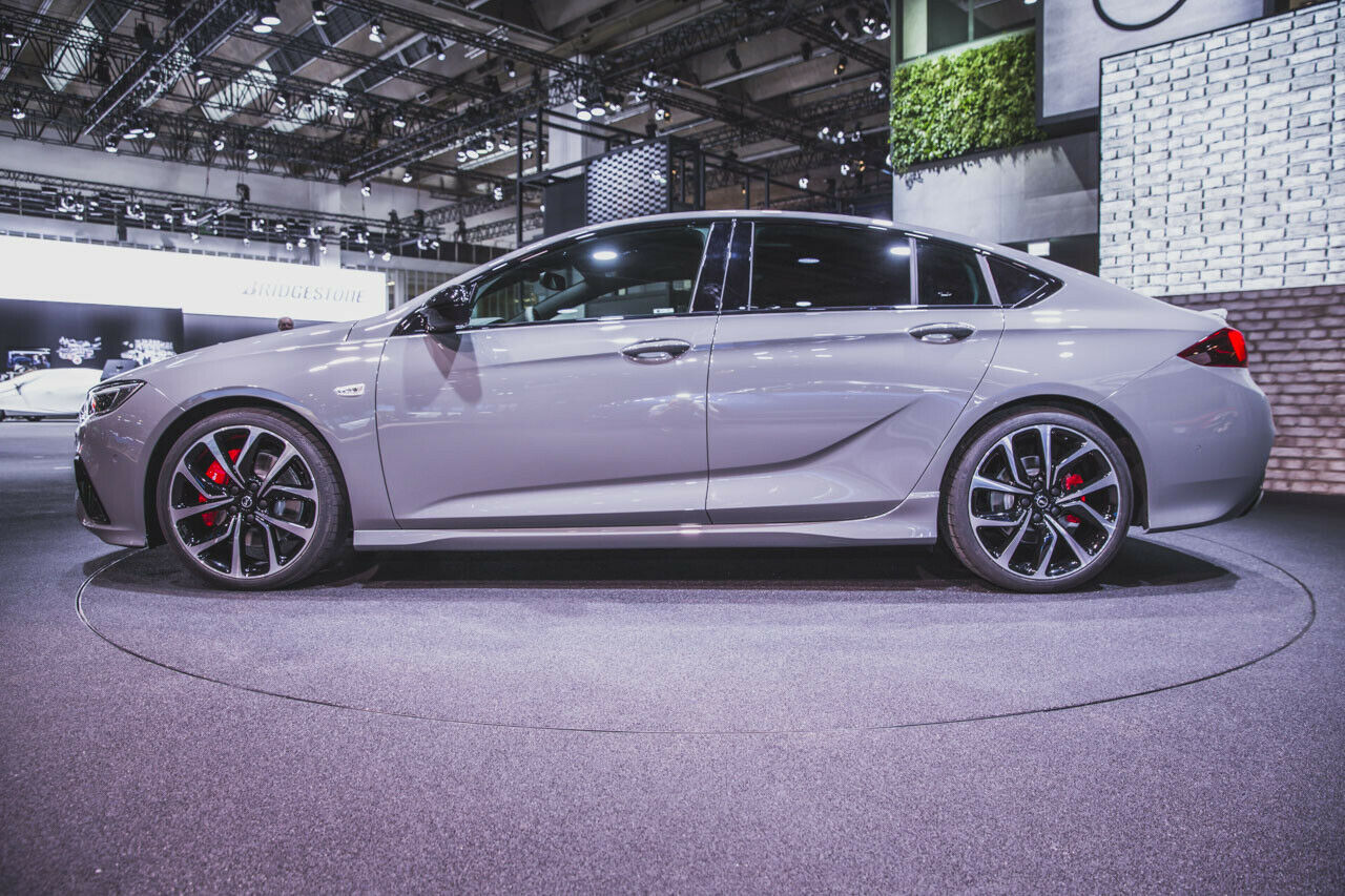 Opel Insignia B GSI: Seitenansicht