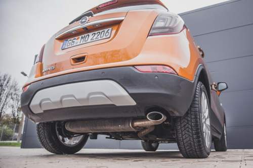 Der robuste Look ist nicht nur Tarnung: Tatsächlich bietet Opel mit dem Mokka X eines von wenigen Mini-SUV mit Allradantrieb an