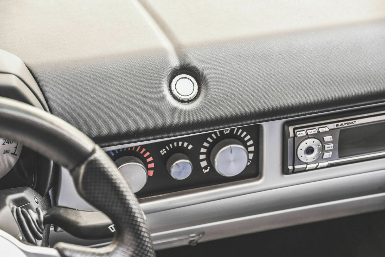 Spartanische Bedienung: Opel Speedster Turbo
