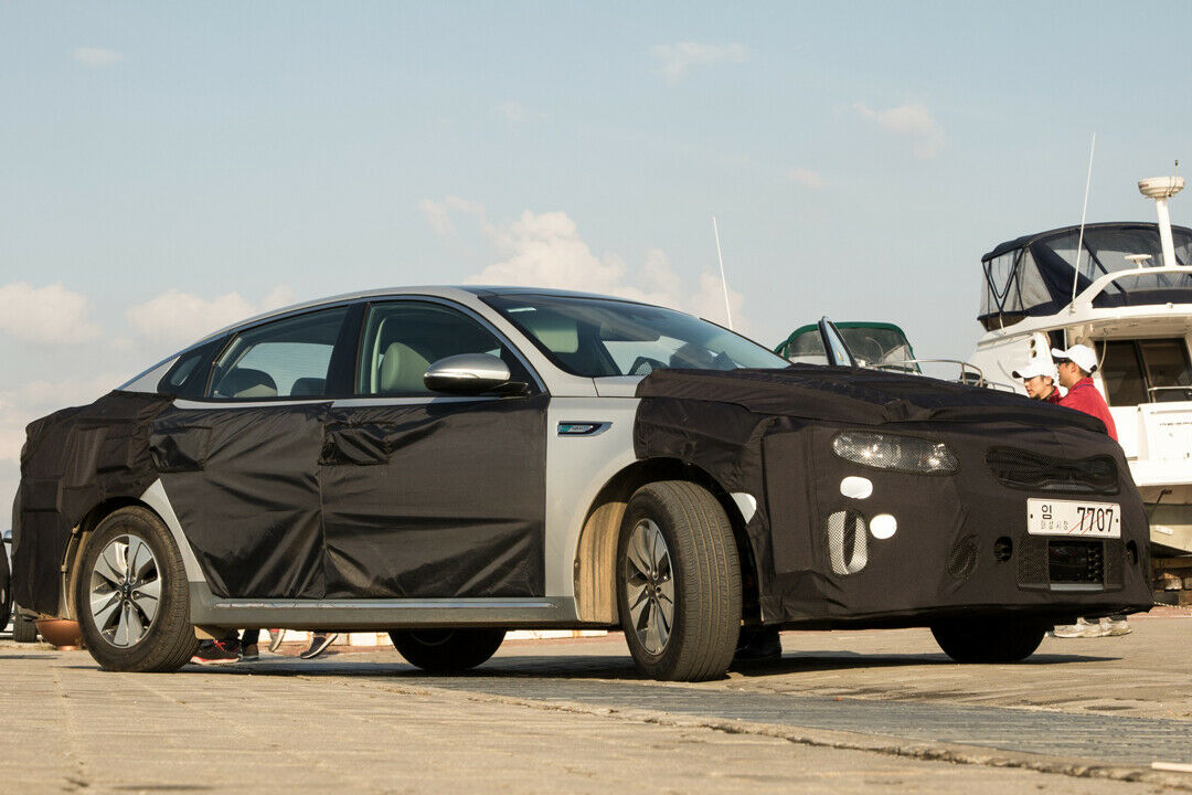 Der Kia Optima PHEV wird deutlich günstiger sein als beispielsweise die Konkurrenz aus Wolfsburg