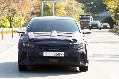 Wir durften mit dem Optima PHEV ein paar Testrunden in Korea drehen