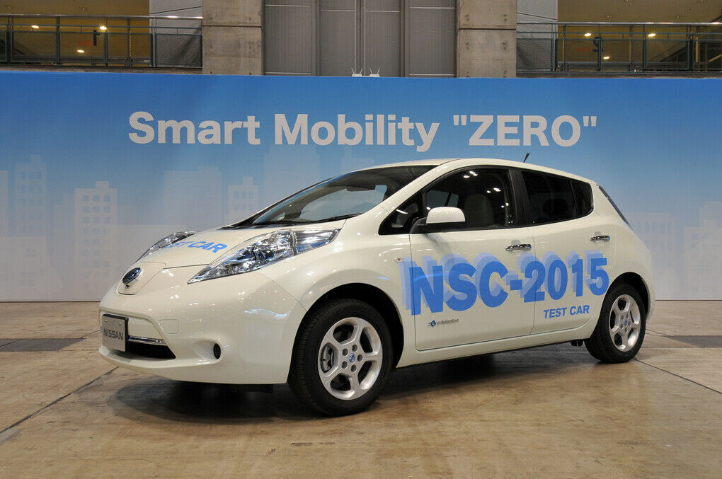 Der Nissan NSC-2015 parkt selbständig