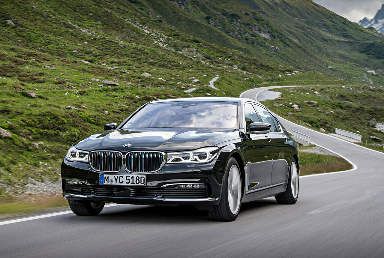 BMW 740e, Preise: Die einfache Limousine kostet ab 91.900 Euro