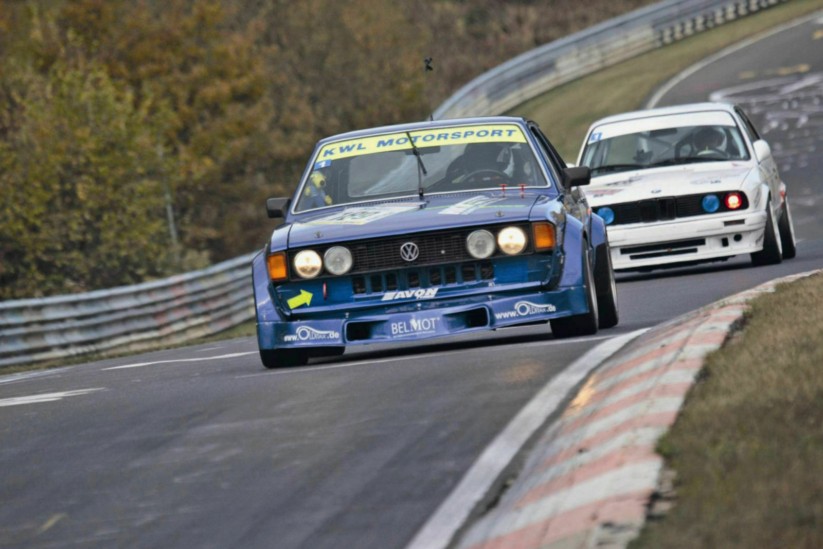 Ein Scirocco Baujahr 1981 beim Classic-Rennen auf dem Nürburgring
