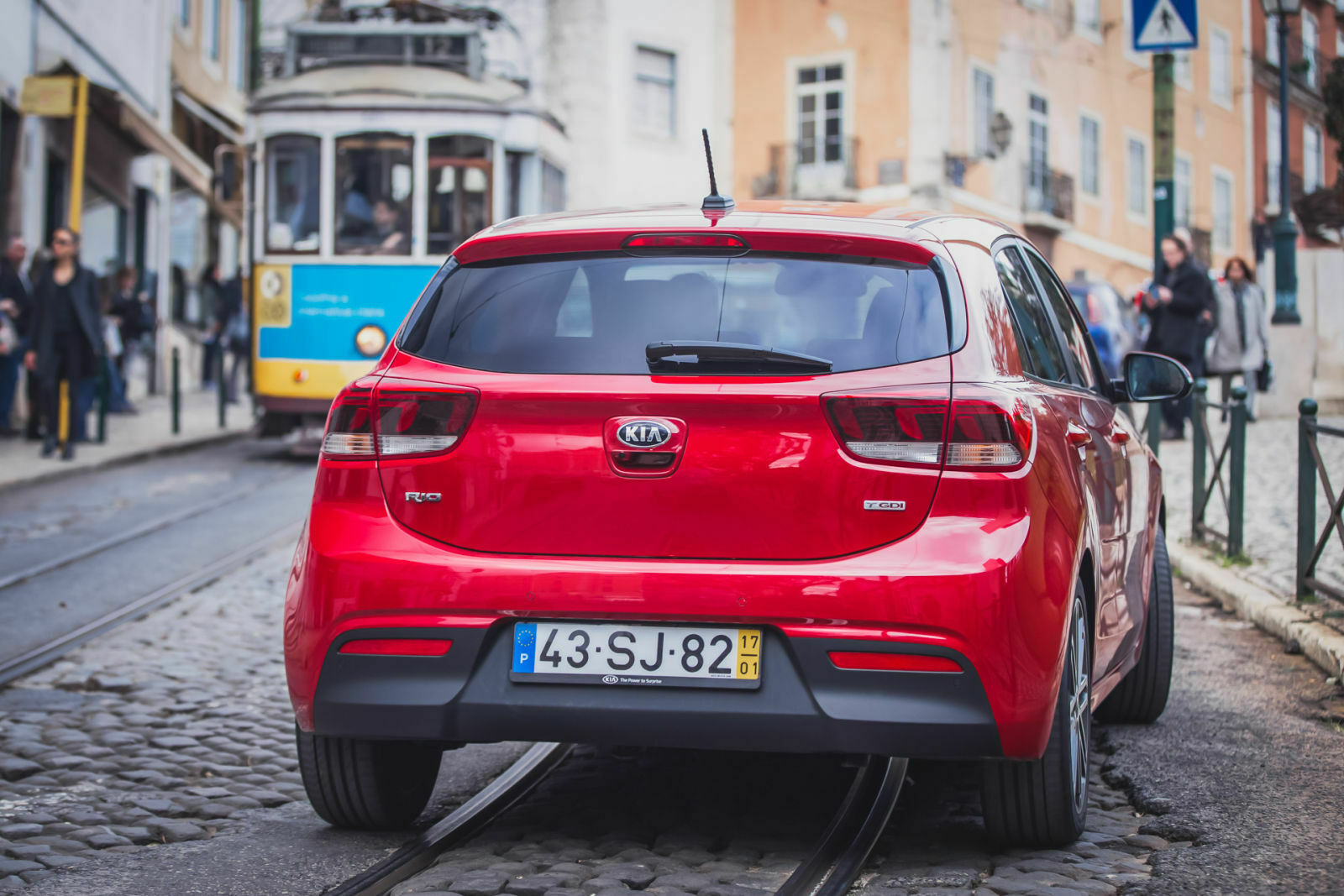 Das kleine T-GDI-Emblem am Heck weist auf die neue Generation an Turbo-Benzinern hin