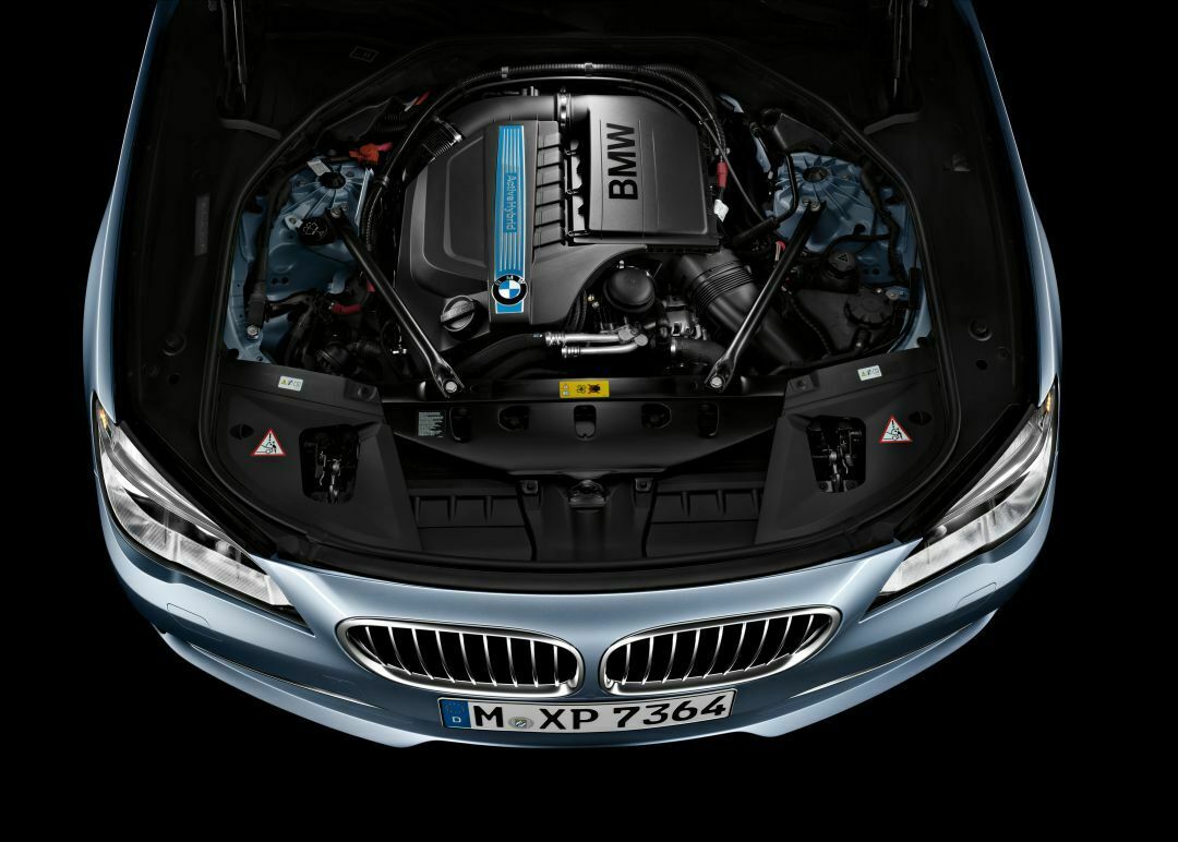 16.600 Euro günstiger. Der Hybrid-7er