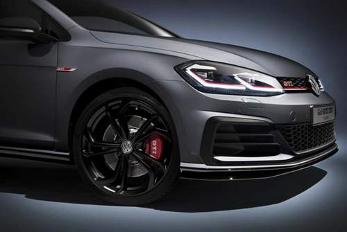 Serienmäßig stecken 18-Zöller auf dem VW Golf GTI TCR. Optional vergrößert VW auf 19 Zoll