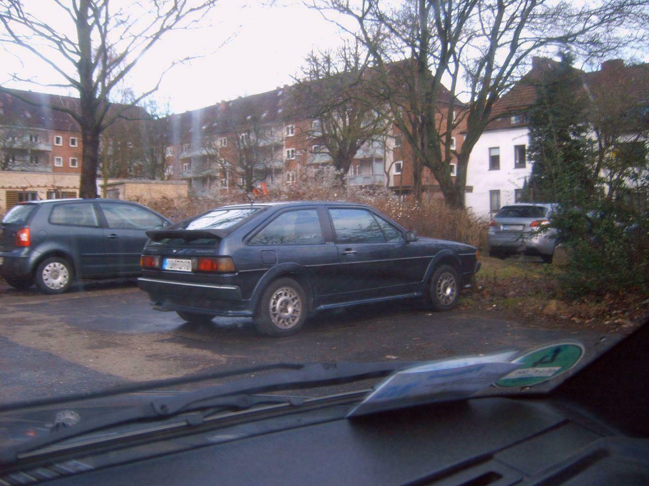 Der Schrottplatz - Spiegelsymmetrisch des Showrooms
