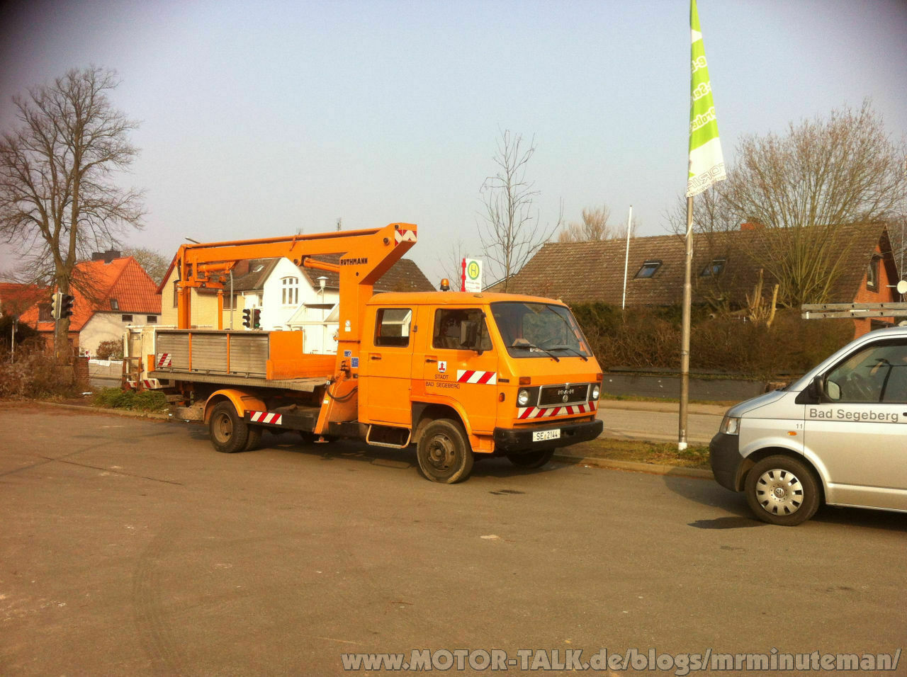 Der Schrottplatz - Spiegelsymmetrisch des Showrooms