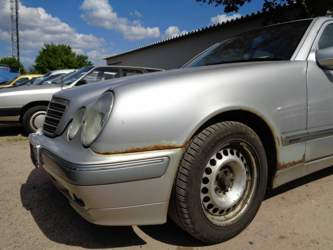 Mercedes-benz-w210-2