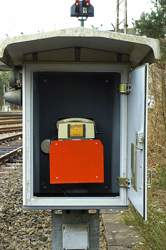 800px-streckenfernsprecher-geoeffnet