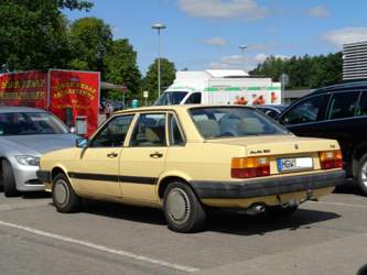 Audi-80-b2