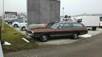 Chrysler-town-country