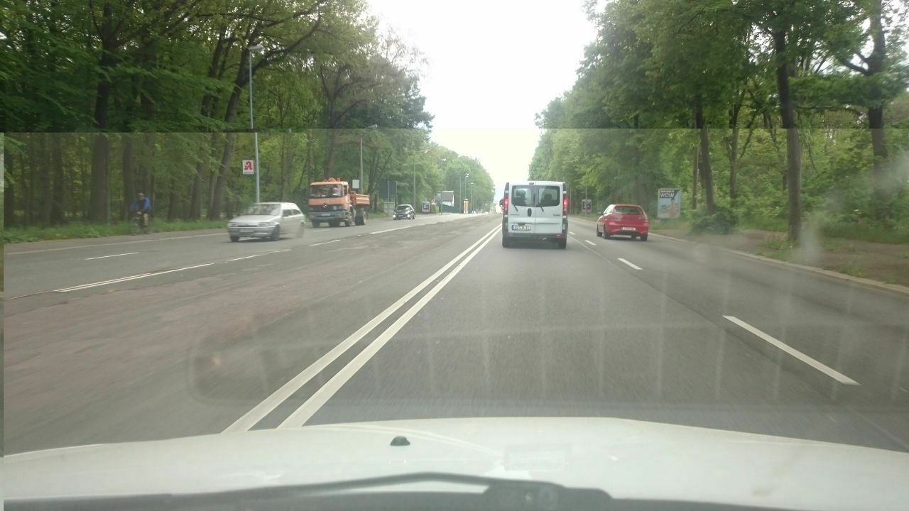 Der Schrottplatz - Spiegelsymmetrisch des Showrooms
