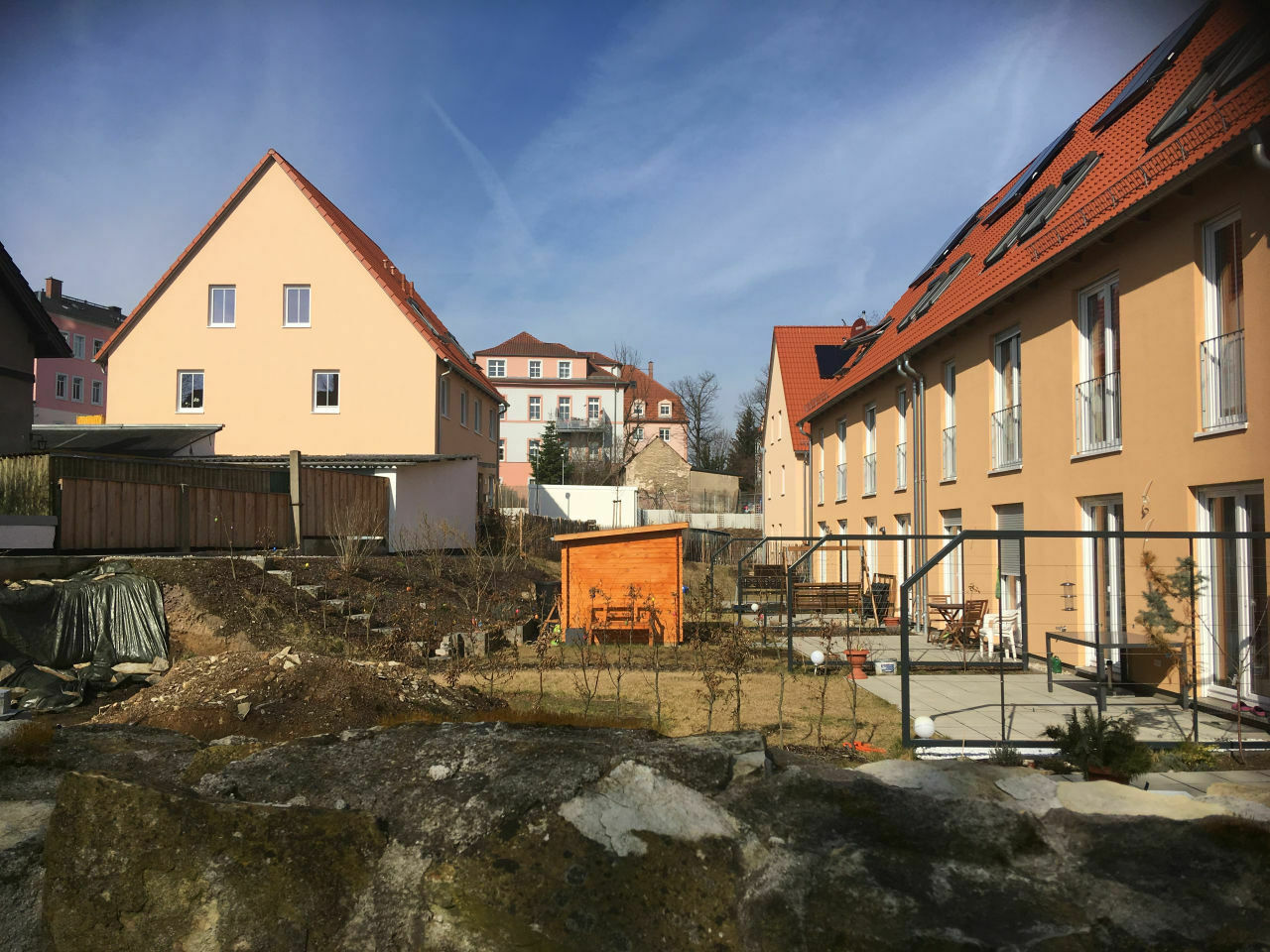 Der Schrottplatz - Spiegelsymmetrisch des Showrooms