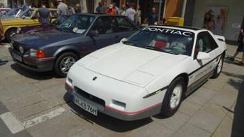 Pontiac-indy-fiero-1984-1