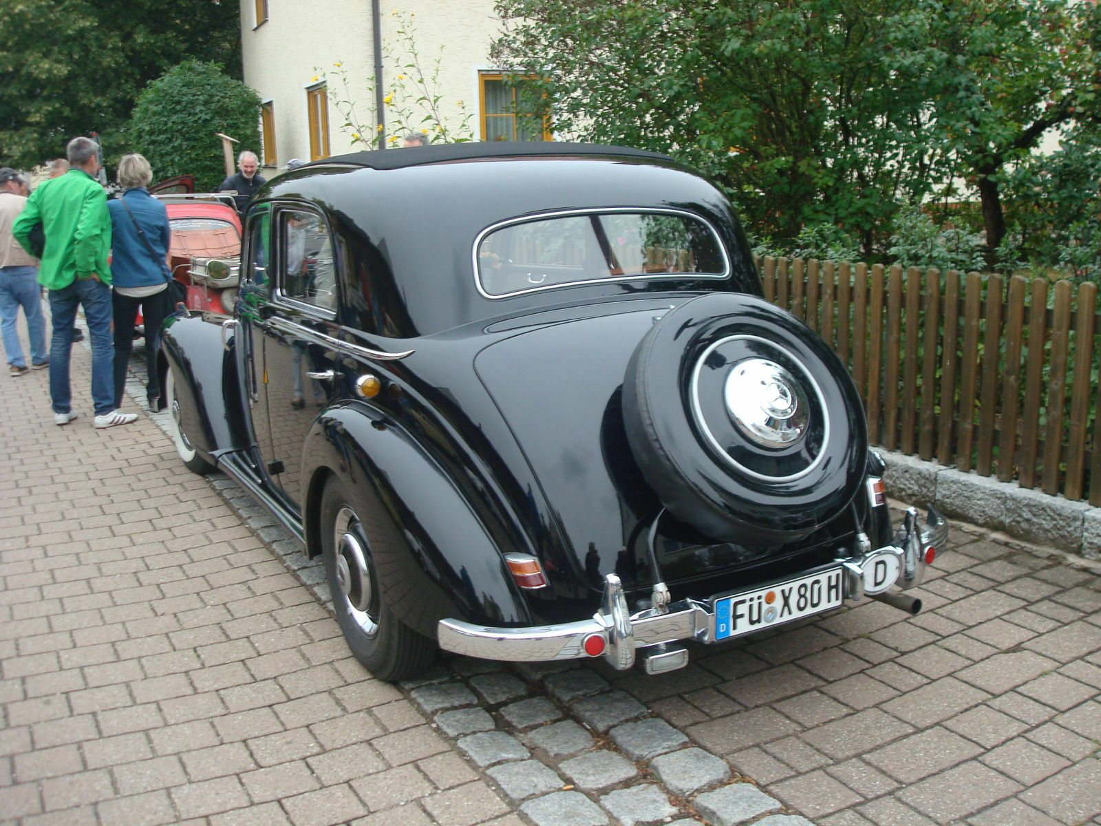 Der Schrottplatz - Spiegelsymmetrisch des Showrooms