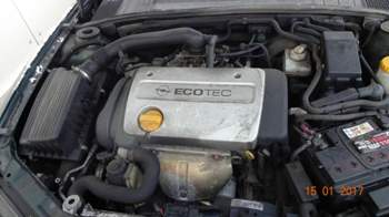 Vectra-b-motorraum