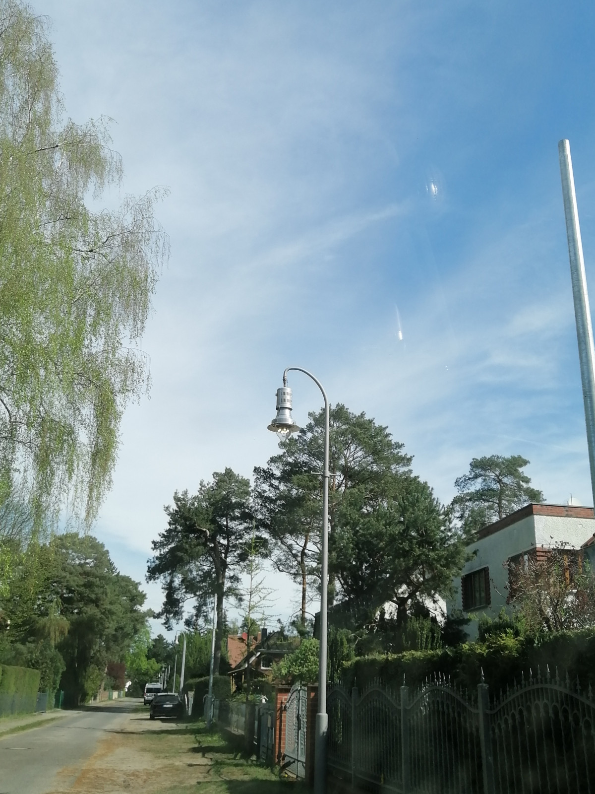 Der Schrottplatz - Spiegelsymmetrisch des Showrooms