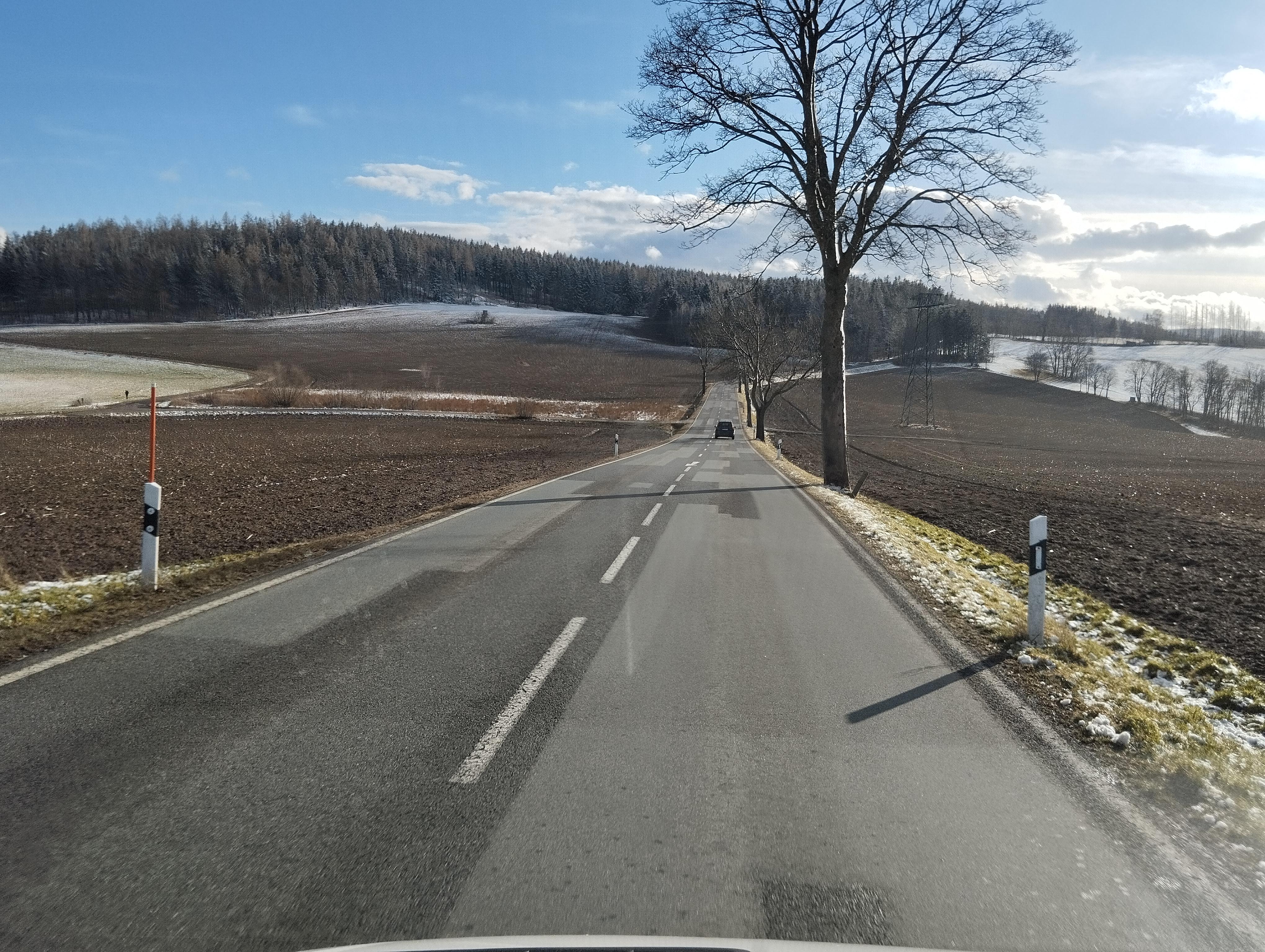 Der Schrottplatz - Spiegelsymmetrisch des Showrooms